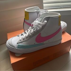 Pink Nike Blazer Mid ‘77 Vintage, women’s size 5